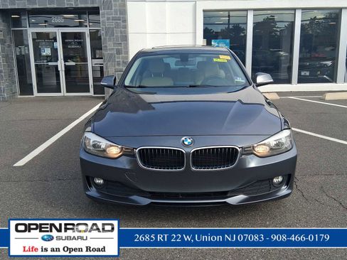 Used 2014 BMW 320i Sedan image 2