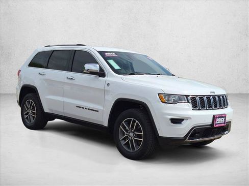 Used 2018 Jeep Grand Cherokee Limited AWD/4WD image 3