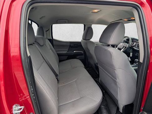 Used 2021 Toyota Tacoma SR5 image 18