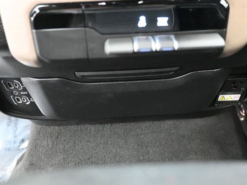 Used 2022 RAM 1500 Laramie AWD/4WD image 23