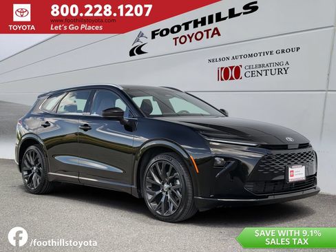 Certified 2025 Toyota Crown Signia w/ Advanced Technology Package AWD/4WD image 1