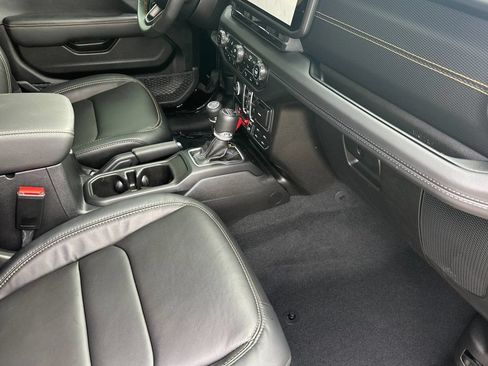 Used 2024 Jeep Wrangler Unlimited Rubicon 392 AWD/4WD image 19
