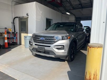 Used 2024 Ford Explorer XLT w/ Equipment Group 202A
