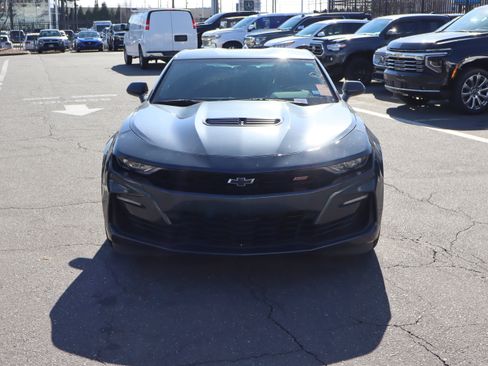 Certified 2023 Chevrolet Camaro SS image 3