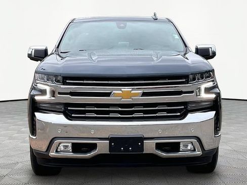 Used 2022 Chevrolet Silverado 1500 LTZ w/ LTZ Premium Package AWD/4WD image 2