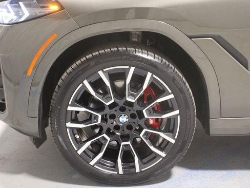 Used 2024 BMW X6 xDrive40i w/ Premium Package AWD/4WD image 38