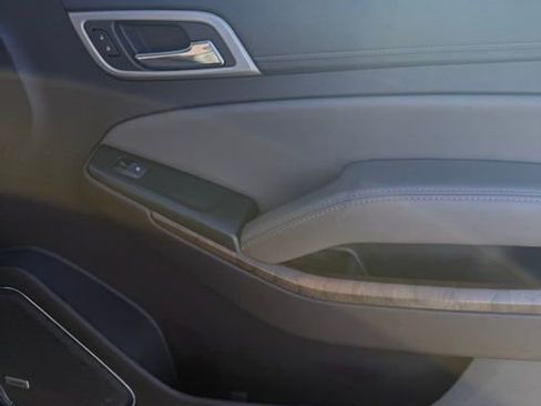 Used 2019 GMC Yukon XL Denali w/ Denali Ultimate Package image 23