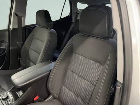 Used 2022 GMC Terrain SLE w/ Driver Convenience Package image 14