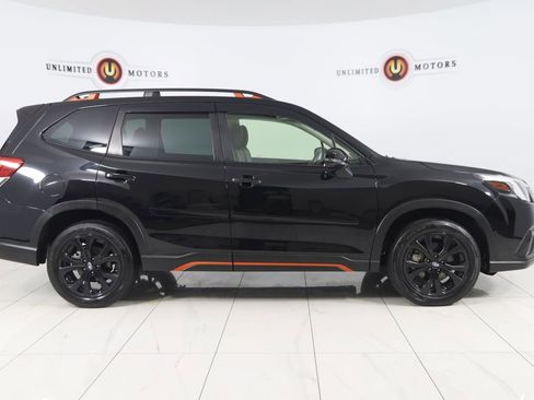 Used 2023 Subaru Forester Sport image 2