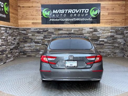 Used 2019 Honda Accord Touring image 9