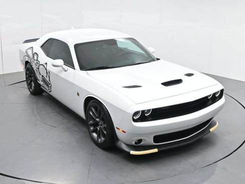 Used 2022 Dodge Challenger R/T Scat Pack w/ Driver Convenience Group RWD image 51