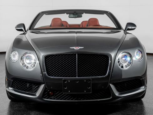 Used 2014 Bentley Continental GT image 23