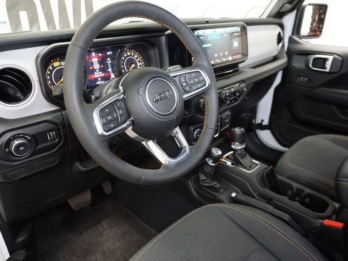 Used 2024 Jeep Wrangler Sahara w/ Safety Group image 8