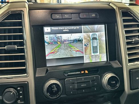 Used 2016 Ford F150 Lariat w/ Equipment Group 502A Luxury image 20