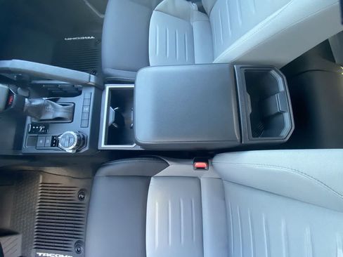 New 2026 Toyota Tacoma TRD Off-Road AWD/4WD image 20