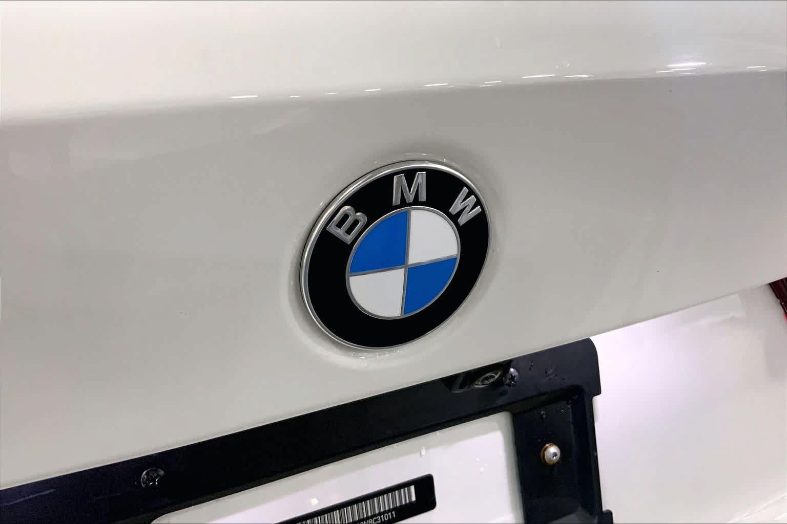 Used 2022 BMW 330i xDrive Sedan w/ Premium Package AWD/4WD image 31