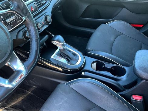 Used 2021 Kia Forte GT-Line image 20
