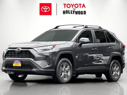 New 2025 Toyota RAV4 XLE image 7