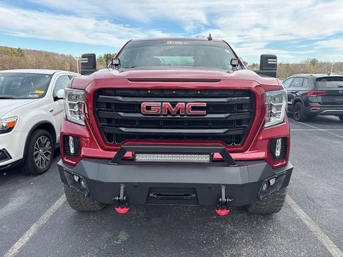 Used 2020 GMC Sierra 1500 Elevation image 2