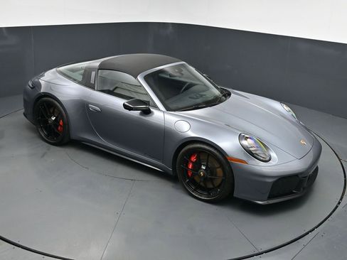 Certified 2026 Porsche 911 Targa 4 GTS w/ Premium Package AWD/4WD image 21