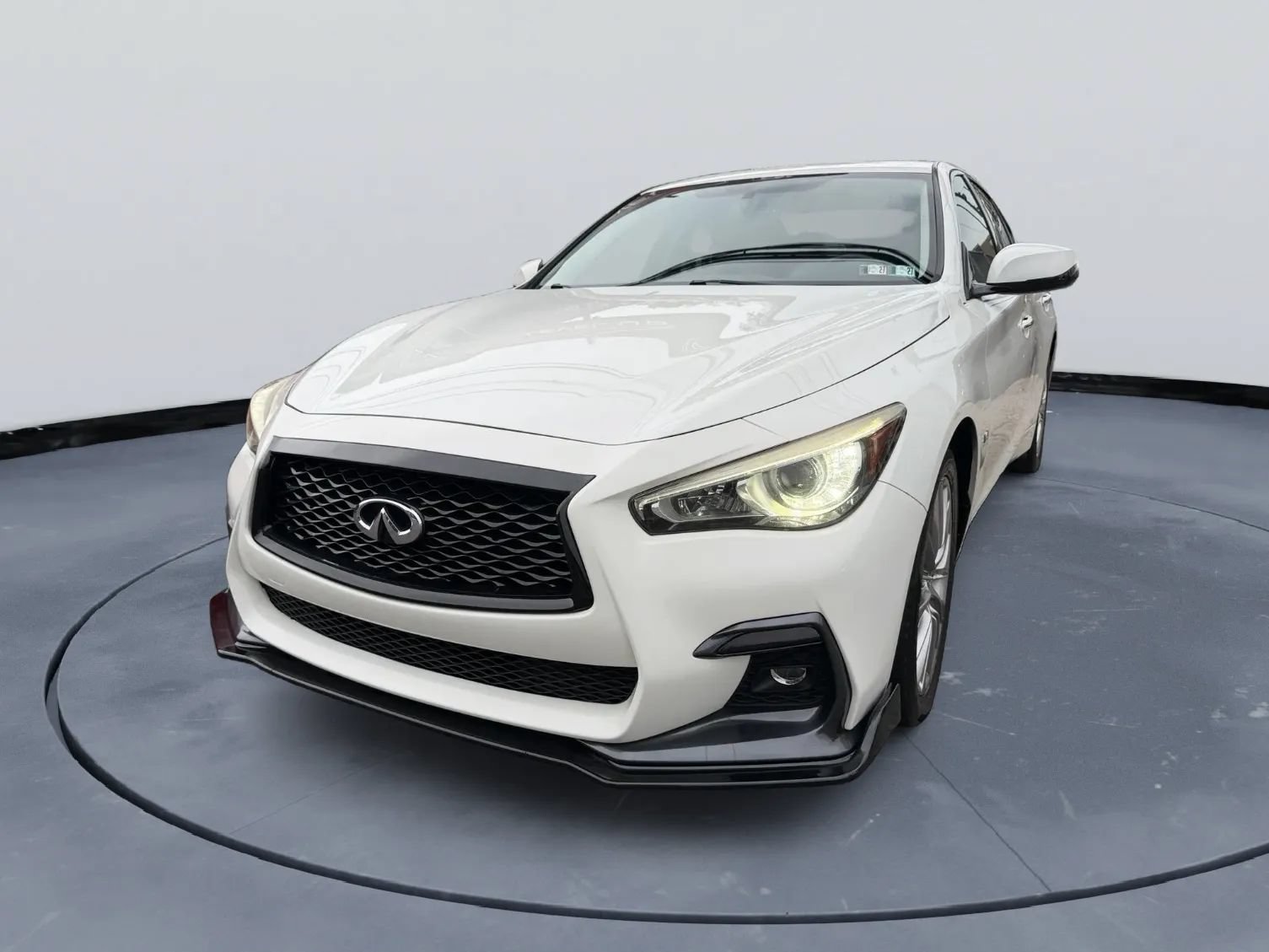 Used 2018 INFINITI Q50 Luxe AWD/4WD image 1