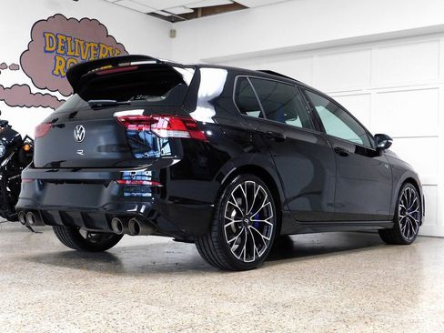 Used 2025 Volkswagen Golf image 4