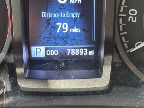 Used 2021 Toyota Tacoma TRD Sport image 34