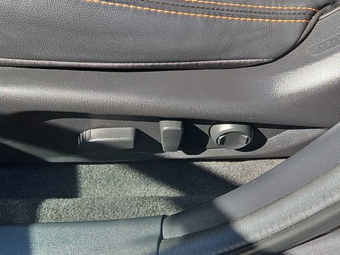 Certified 2024 Subaru Crosstrek 2.5i Limited w/ Crosstrek Mirror Package AWD/4WD image 14