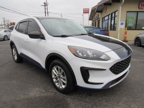 Used 2022 Ford Escape SE w/ Convenience Package AWD/4WD image 1