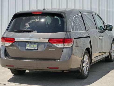 Used 2016 Honda Odyssey SE image 45