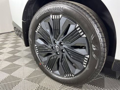 New 2026 Nissan Murano Platinum AWD/4WD image 16