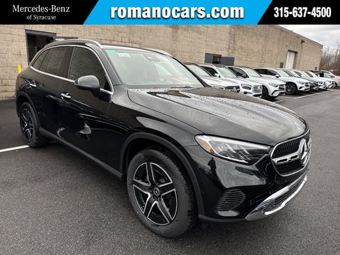 Used 2026 Mercedes-Benz GLC 300 4MATIC image 1