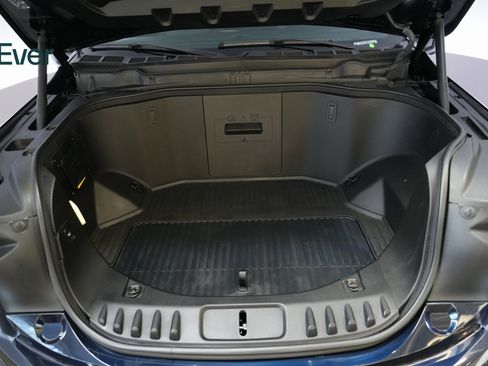 Used 2023 Ford F150 Lightning Lariat w/ Equipment Group 511A High image 19