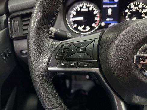 Used 2020 Nissan Rogue SL image 29