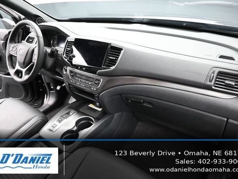 Used 2023 Honda Passport EX-L image 42