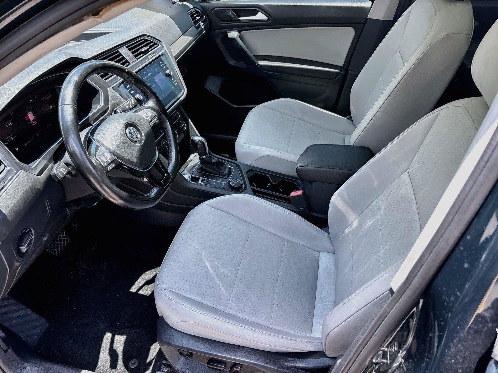 Used 2019 Volkswagen Tiguan SEL w/ 3rd Row Seat Package AWD/4WD image 21
