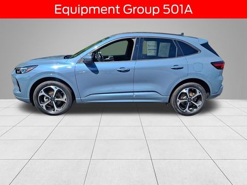 Certified 2023 Ford Escape ST-Line Elite w/ Premium Technology Package AWD/4WD image 7
