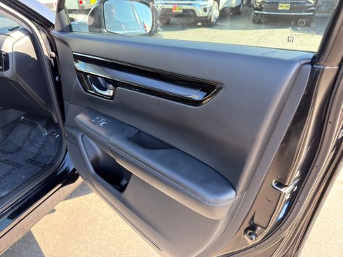 Used 2024 Honda CR-V EX-L image 11