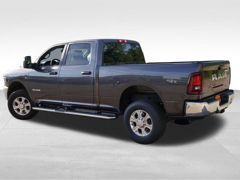 Certified 2026 RAM 2500 Big Horn AWD/4WD image 8