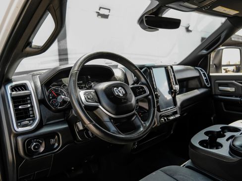 Used 2023 RAM 2500 Big Horn w/ Cold Weather Group AWD/4WD image 2