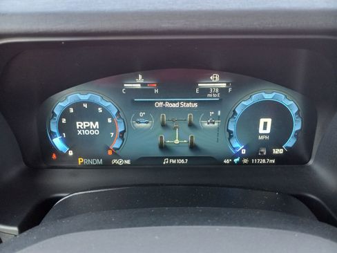 Used 2025 Ford Bronco Outer Banks image 17