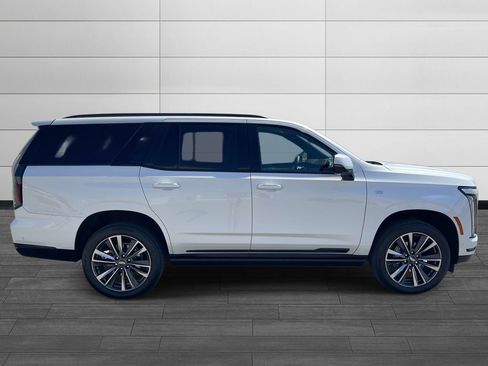 Certified 2025 Cadillac Escalade Sport AWD/4WD image 4