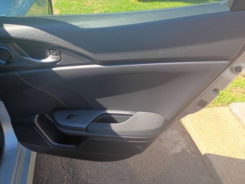 Used 2019 Honda Civic EX image 23