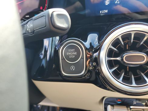 Certified 2025 Mercedes-Benz GLA 250 GLA 250 image 35