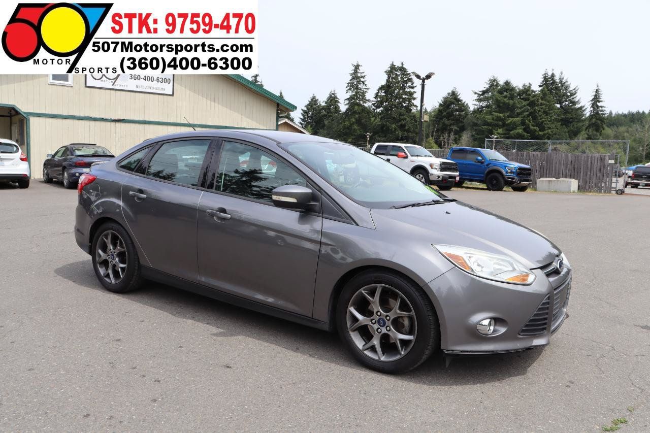 Used 2014 Ford Focus SE w/ Equipment Group 201A FWD image 7