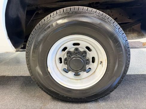 Used 2003 Ford F250 XL RWD image 12
