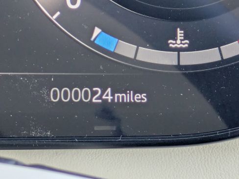 New 2026 Land Rover Range Rover SE image 11