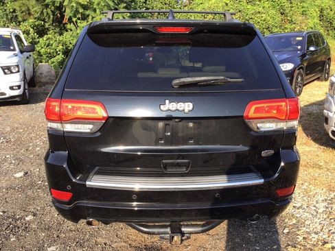 Used 2017 Jeep Grand Cherokee Overland RWD image 3