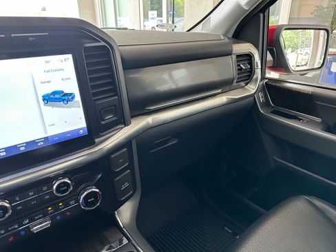 Used 2022 Ford F150 Lariat w/ Trailer Tow Package AWD/4WD image 35