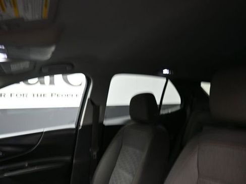 Used 2019 Chevrolet Equinox LT image 11